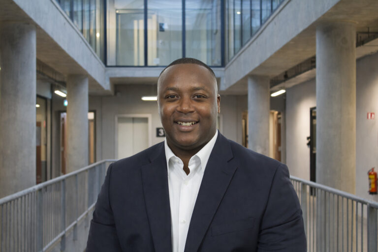 Deion Boumann - Finance Consultant bij Staan
