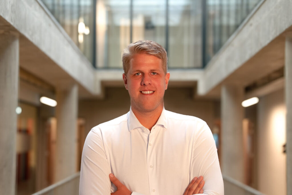 Rens van der Geest - Finance Professional bij Staan